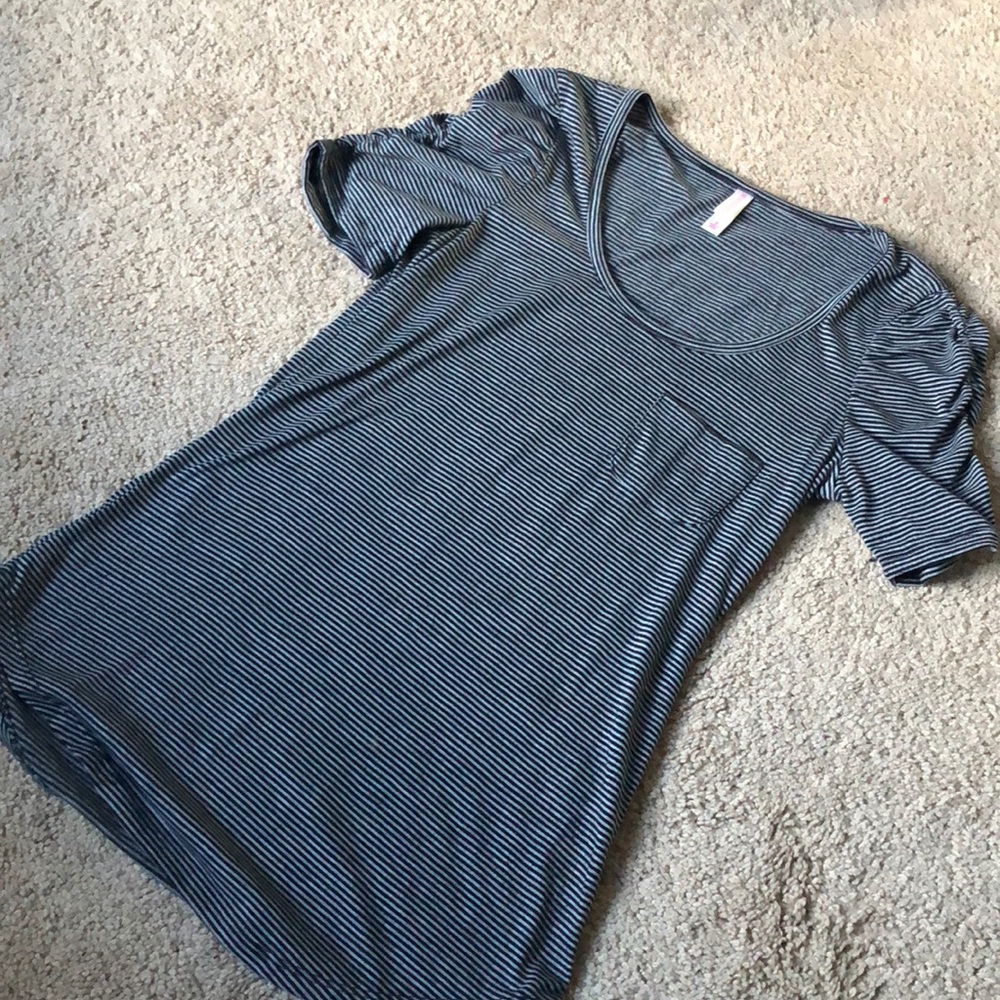 Swoop neck, bunched sleeve top